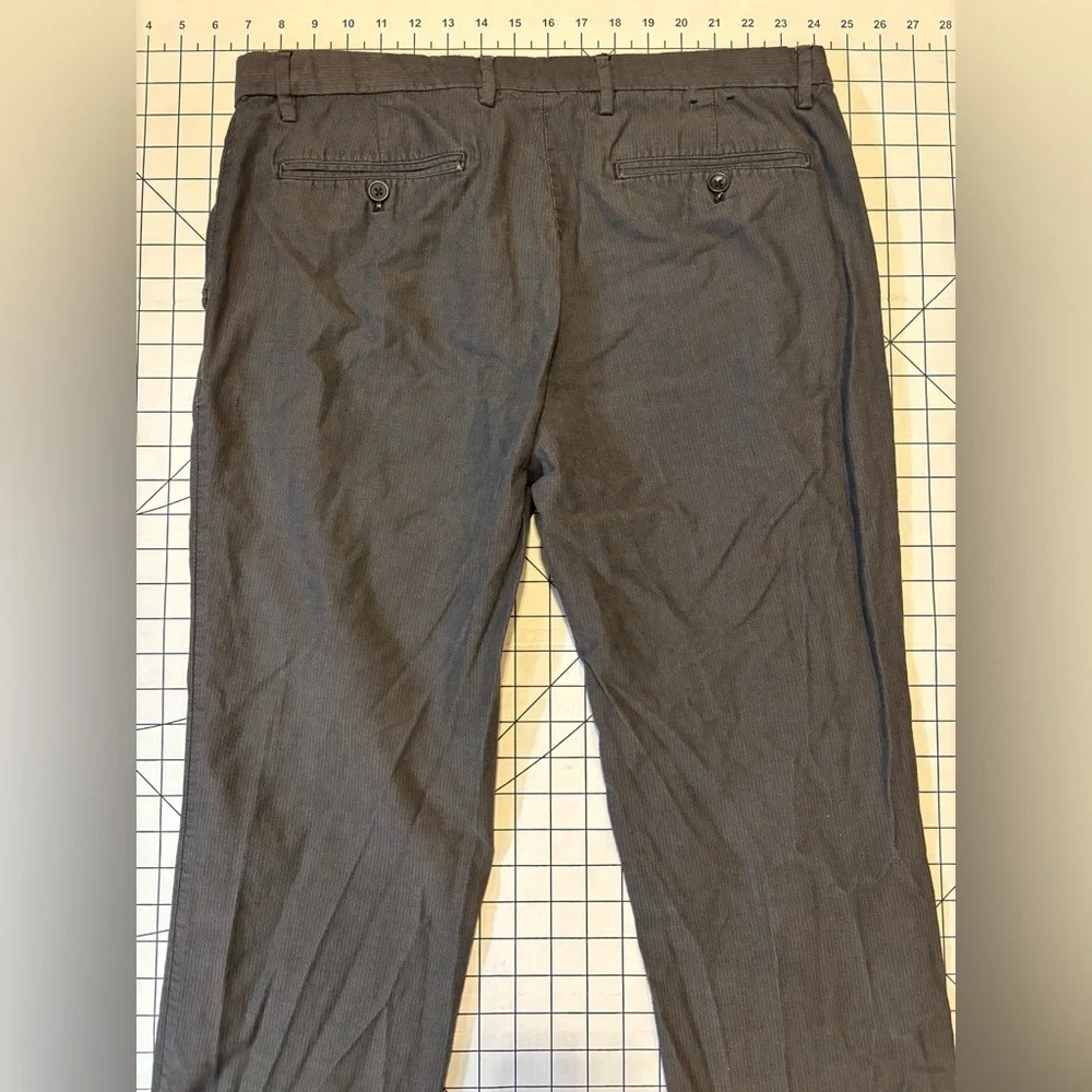 Banana Republic Men’s Size 35/32 Aiden Fit Chinos‎
